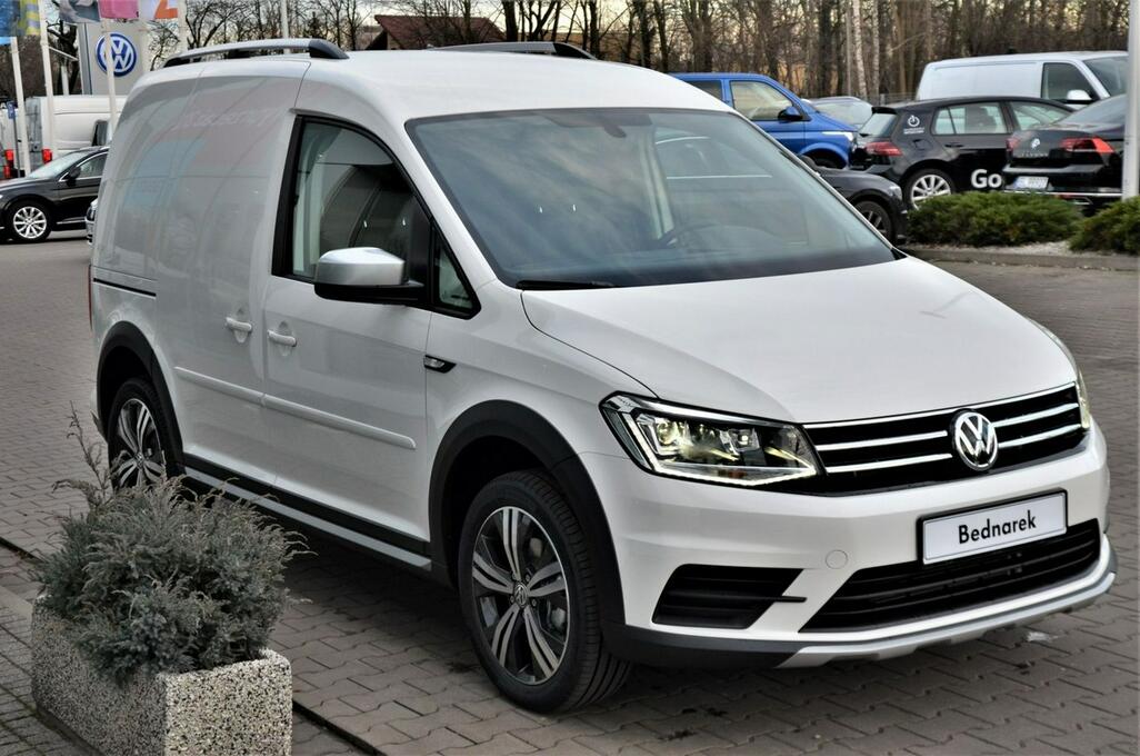 Archiwalne Volkswagen Caddy Furgon Alltrack Tdi Km Dsg Pr