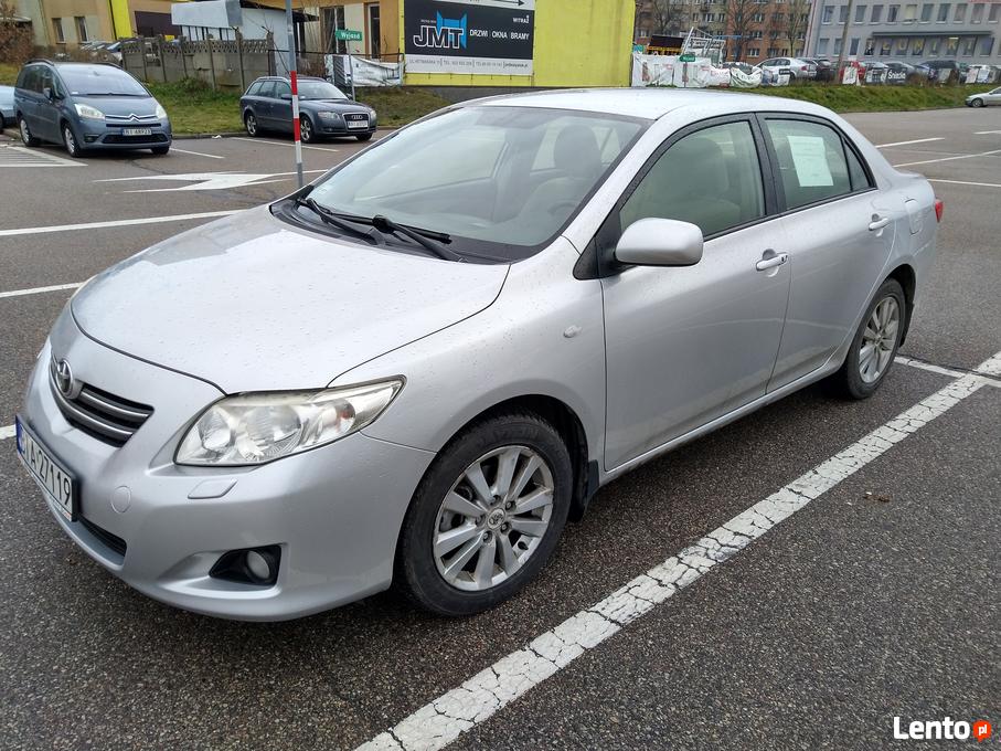 Toyota corolla e15