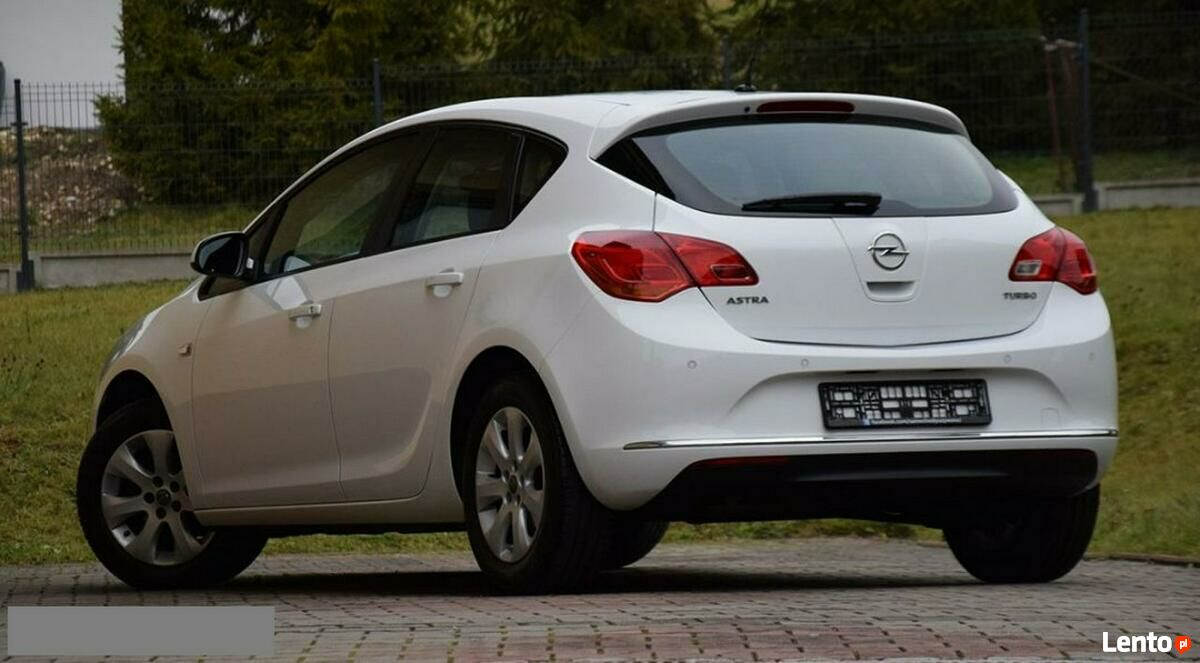 Archiwalne Opel Astra 1,4 turbo 140km klimatyzacja