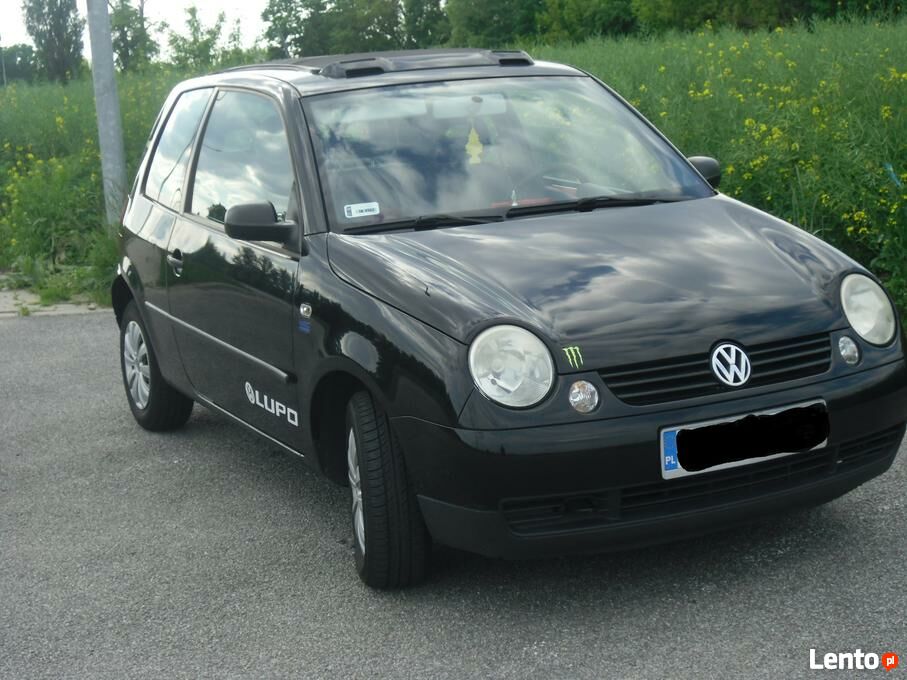 Archiwalne Małe zwinne autko Volkswagen Lupo 2002 r. Łomża