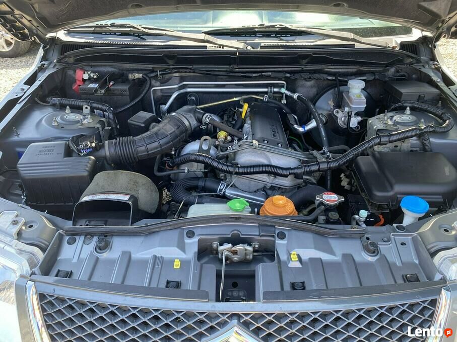 Suzuki Grand Vitara 1,6 i benzyna 4X4 Klimatyzacja