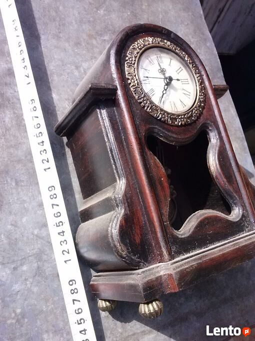 Zegar stojący, z wahadłem, stylizowany na antyk, 50 zł