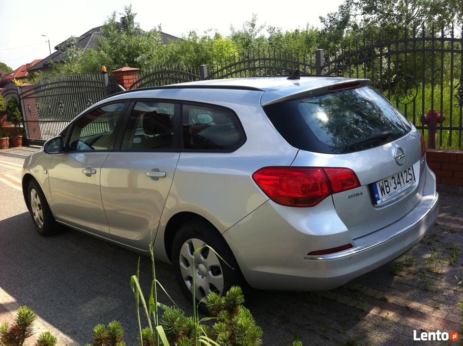 Opel Astra J 1.7 110KM, Diesel Kombi z 2014 r bezwypadkowy ...