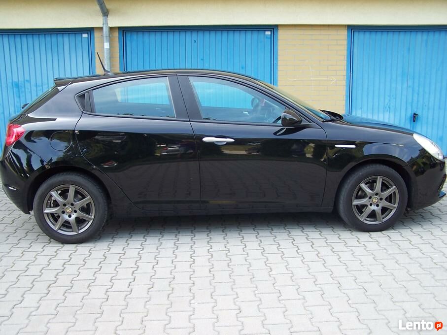 Archiwalne Alfa Romeo Giulietta Zarejestrowana