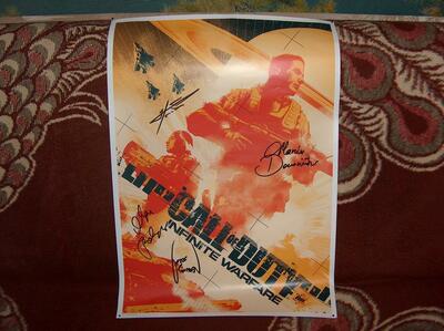 Plakat Call of Duty Infinite Warfar podpisy unikat