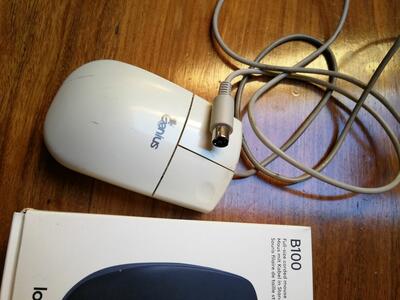 Myszka Vintage Genius EasyMouse kulkowa retro serial com por