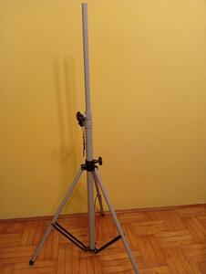 Statywy oświetleniowe