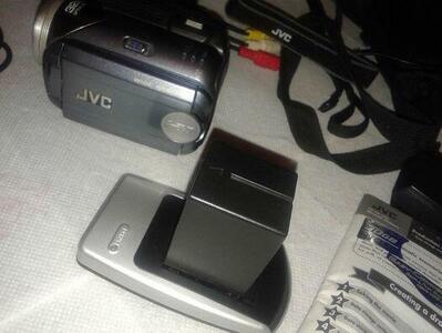 kamera cyfrowa JVC Everio zoom 32 dysk HDD 30gb SD USB
