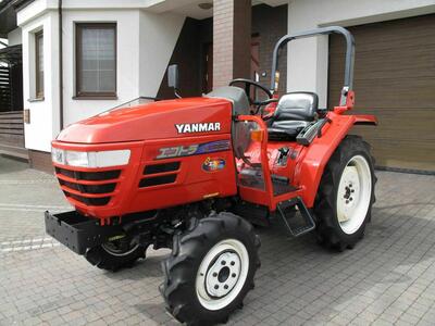 Mini Traktorek Yanmar AF322 4X4 22KM Wspomaganie Rewers