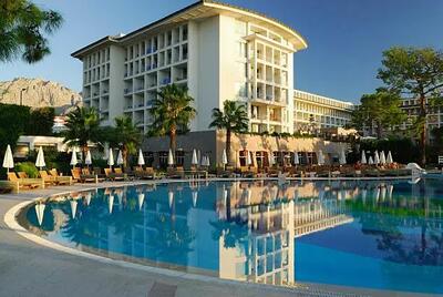 Royal Dominion Hotel - 1