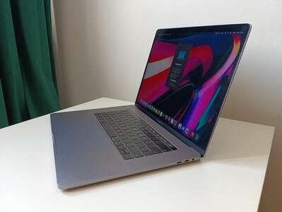 Macbook Pro A1990 2019/15,4 Retina/i9/16GB/512GB SSD/Touch