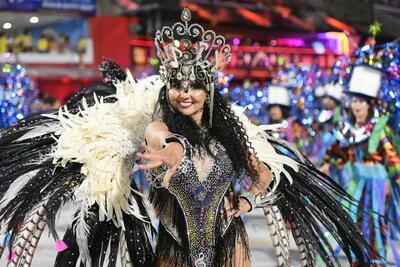 Zespół Queens - 13