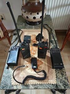 Zabytkowe Dwa Radiotelefony DNT 40 kanałów Vintage plus akce