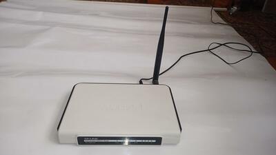 Ruter TP-LINK TD-W8910G
