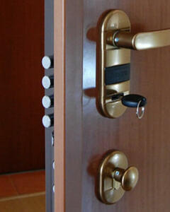 Pogotowie Zamkowe 24H - Wymiana Zamków Warszawa - 4