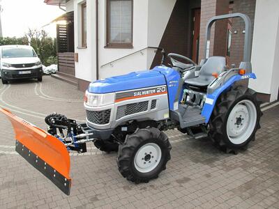 Mini Traktorek Iseki 20KM 4X4 Wspomaganie Rewers Mały