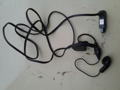 Słuchawka z mikrofonem i klipem 1 m długości kabel 7 zł