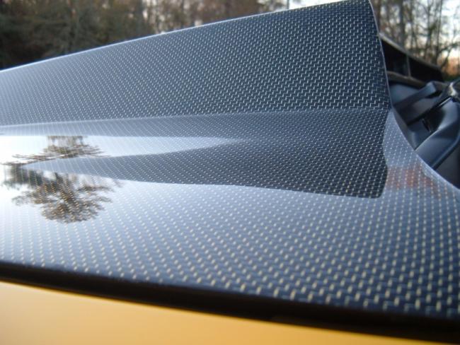 Elementy z carbonu Produkcja i naprawa włókna węglowego