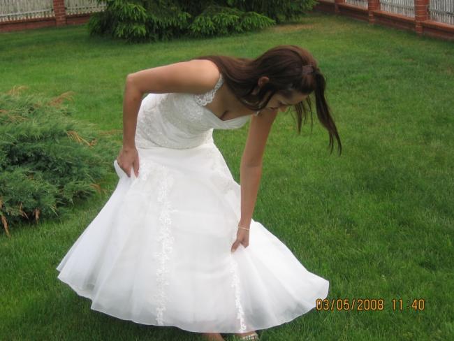 Sprzedam śliczną, długą suknię ślubną