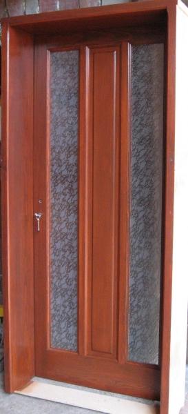 DRZWI DREWNIANE