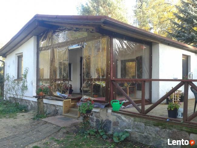 Taras balkon weranda zabudowa plandekowa z szybą