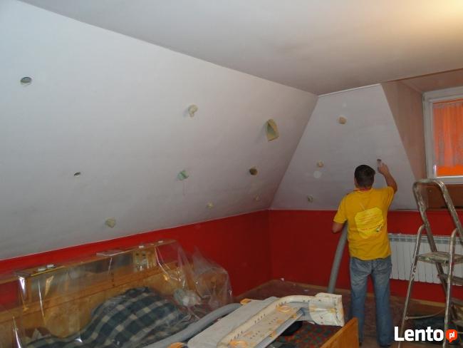 Zimne poddasze, niedocieplone skosy - wdmuchiwanie izolacji