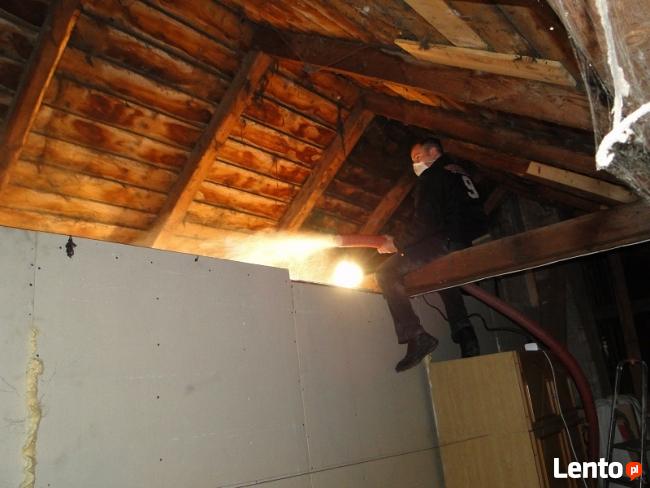 Skosy poddasza - docieplanie, naprawa -wdmuchiwanie celulozy