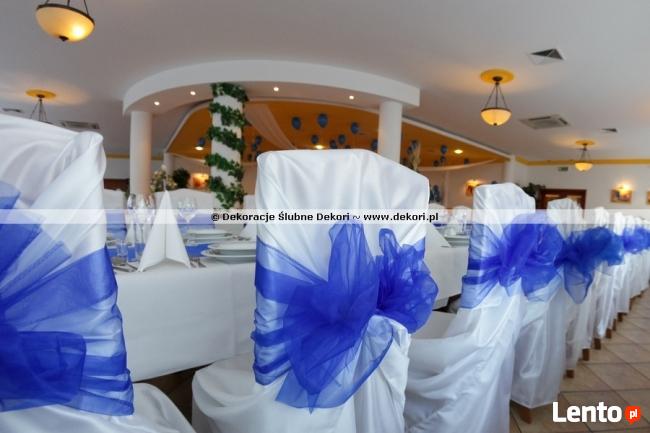 Dekori ~ Białe pokrowce na krzesła ślub wesele Gdynia