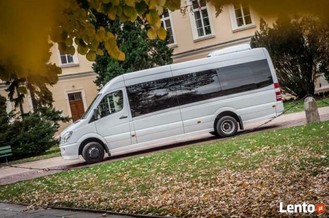 Przewozy autokarowe - autokary piętrowe do 90 miejsc