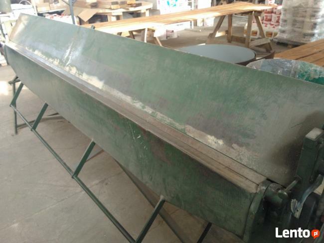 Obróbki blacharskie, opierzenia, parapety, kosze, pasy.