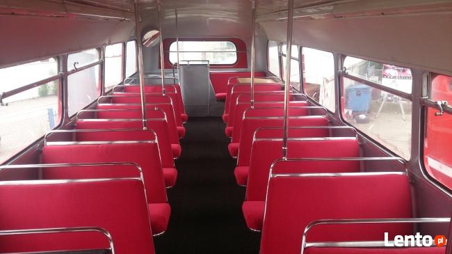 Zwiedzanie Warszawy piętrowym autobusem z przewodnikiem...