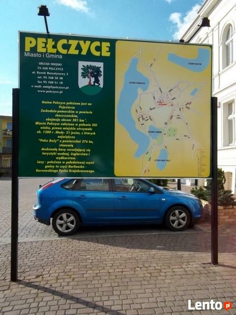 Tablice reklamowe, banery