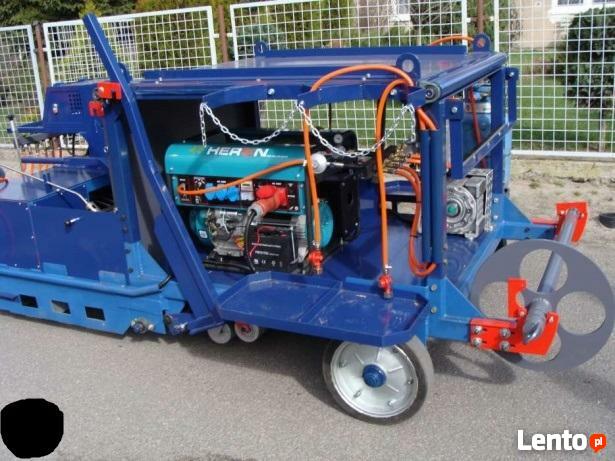 Samobieżna maszyna do rozkładania papy termozgrzewalnej na m