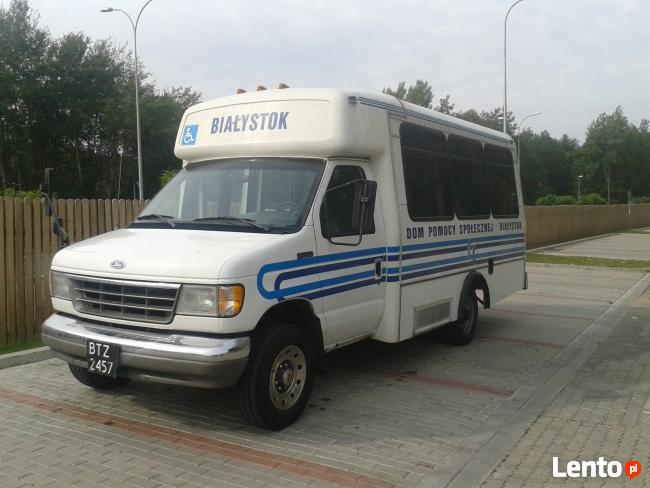 Autobus Ford Crusander