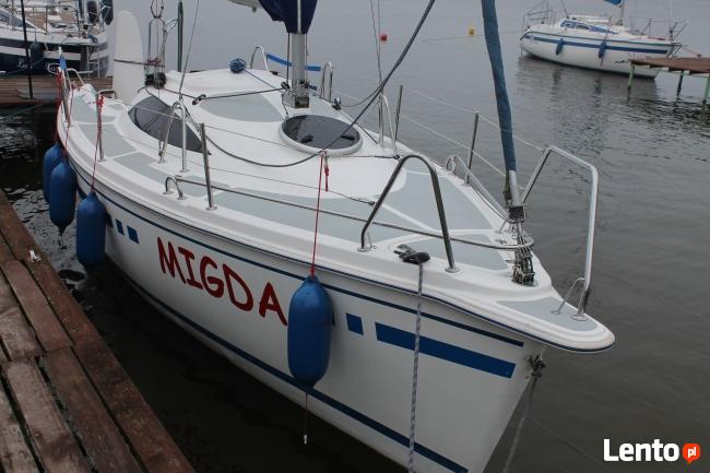CZARTER SASANKA VIVA 700 SIEMIANY OMEGA ŁÓDZ MOTOROWA
