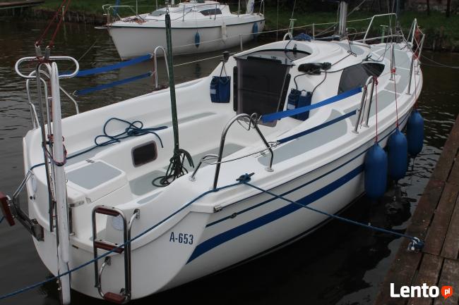 CZARTER SASANKA VIVA 700 SIEMIANY OMEGA ŁÓDZ MOTOROWA