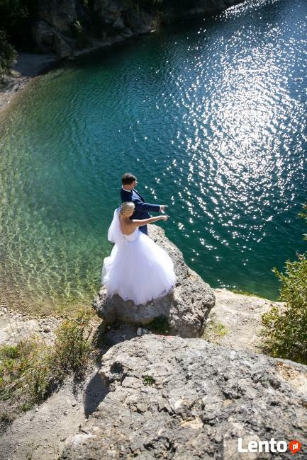 PRZED-OBIEKTYWEM FILMOWANIE I FOTOGRAFIA-ŚLUBNA TORUŃ