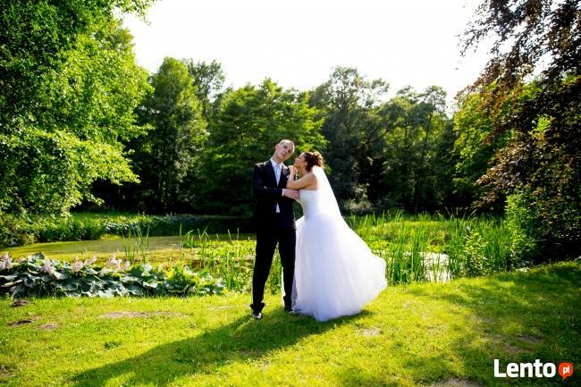 PRZED-OBIEKTYWEM FILMOWANIE I FOTOGRAFIA-ŚLUBNA TORUŃ