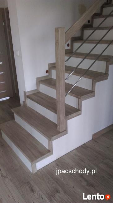 SCHODY DREWNIANE I BALUSTRADY