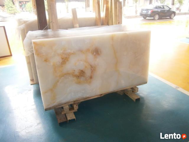 ONYKS MIODOWY W PŁYTKACH-DARSIN PŁYTKI Z ONYKSU 60x60