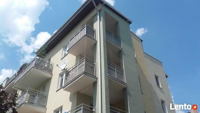 Siatka balkonowa przeciw ptakom / na gołębie - montaż