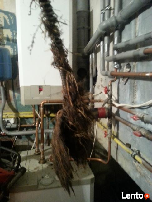 Przepychanie rur, udrażnianie kanalizacji, rynien odpływów