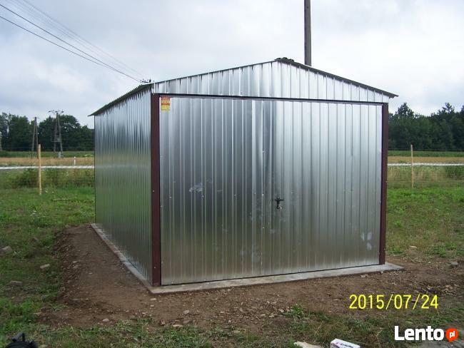 Garaże blaszane