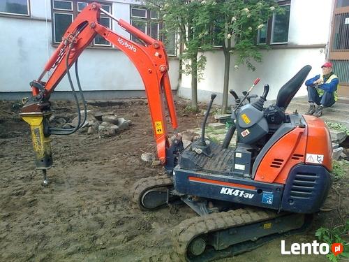 Wiertnica Odwierty minikoparka pod słupki ogrodzenia drzewa