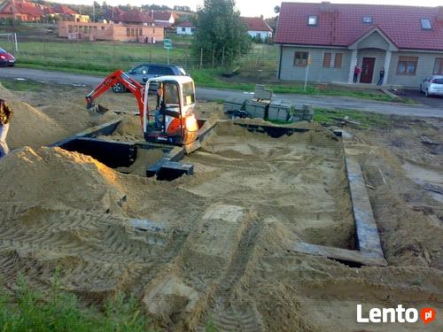 Wiertnica Odwierty minikoparka pod słupki ogrodzenia drzewa