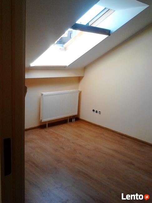 Układanie Paneli Podłogowych i wykładzin