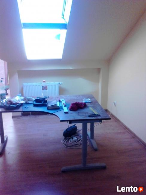 Układanie Paneli Podłogowych i wykładzin