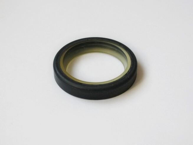 Uszczelnienie 40x55.1x9 cylindra CNH 83912409 New Holland