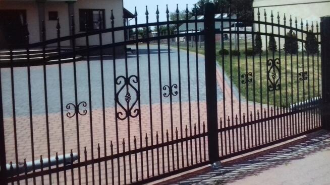 bramy garazowe wrota .ogrodzenia,