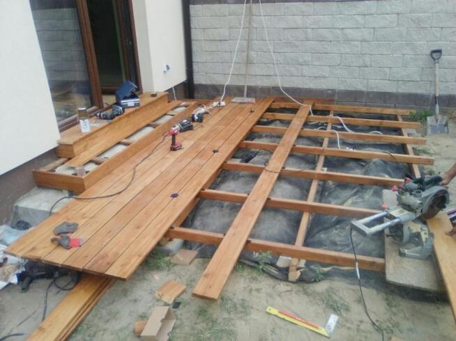 tarasy drewniane zadaszenia balustrady ogrodzenia